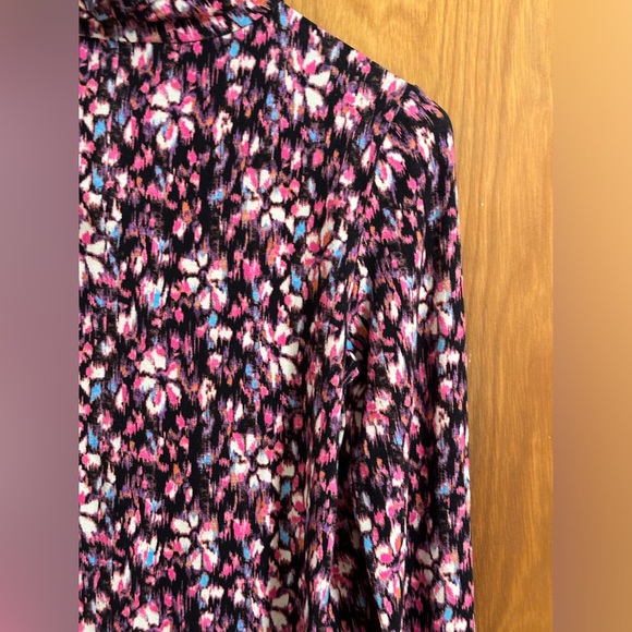 Isabel Marant Étoile
Isabel Marant Étoile Lou Ruched Long Sleeve Turtleneck - Picture 11 of 15